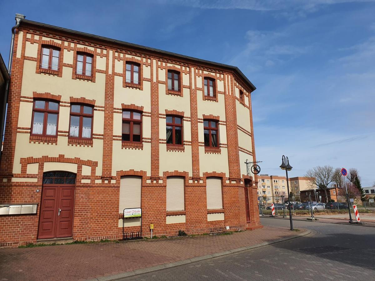 Grosses Offenes Loft Oder Kleine Gemuetliche Mit Balkon Appartement