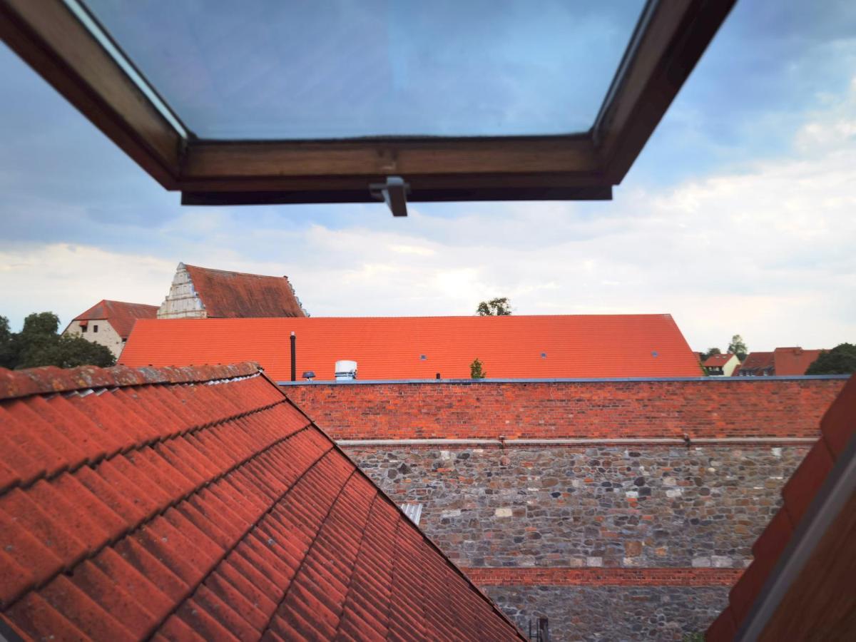 Appartement Grosses Offenes Loft Oder Kleine Gemuetliche Mit Balkon *